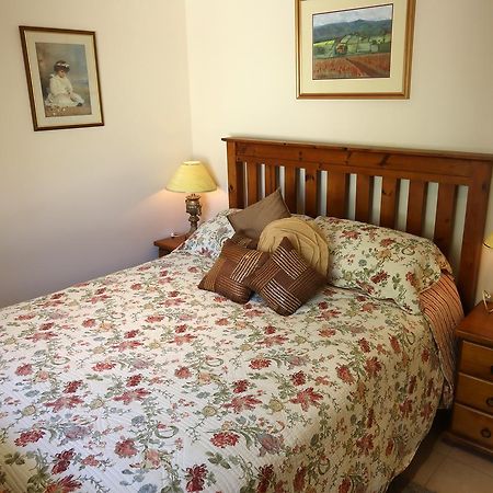 Nivalis Bed And Breakfast Herne Hill Exterior photo